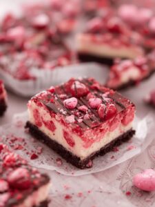 Valentine Day cheesecake brownies